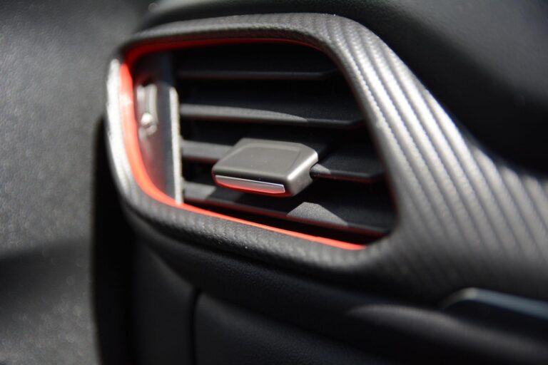 Ford Puma 1.0T EcoBoost MHEV ST-Line X Euro 6 (s/s) 5dr