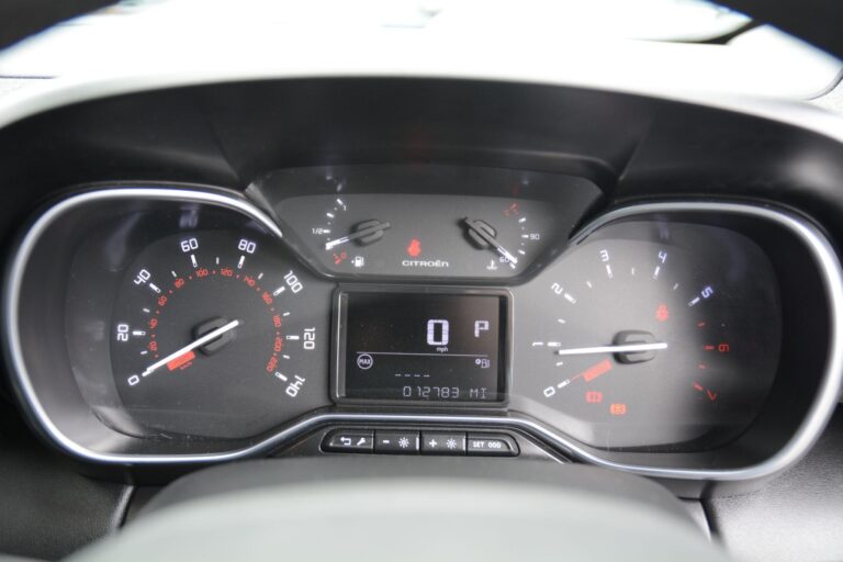 Citroen C3 Aircross 1.2 PureTech Shine Plus EAT6 Euro 6 (s/s) 5dr