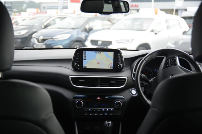 Hyundai TUCSON 2.0 CRDi Premium Auto 4WD Euro 6 (s/s) 5dr