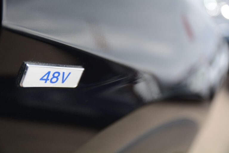 Hyundai TUCSON 2.0 CRDi Premium Auto 4WD Euro 6 (s/s) 5dr