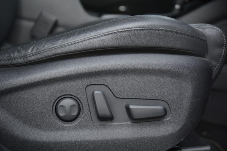 Hyundai TUCSON 2.0 CRDi Premium Auto 4WD Euro 6 (s/s) 5dr