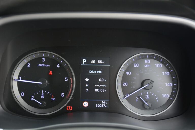 Hyundai TUCSON 2.0 CRDi Premium Auto 4WD Euro 6 (s/s) 5dr