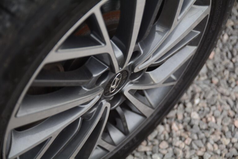 Hyundai TUCSON 2.0 CRDi Premium Auto 4WD Euro 6 (s/s) 5dr