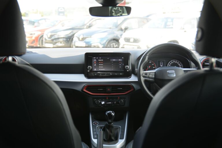 SEAT Arona 1.0 TSI FR Edition Euro 6 (s/s) 5dr