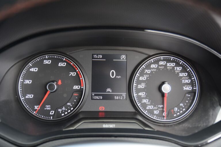 SEAT Arona 1.0 TSI FR Edition Euro 6 (s/s) 5dr