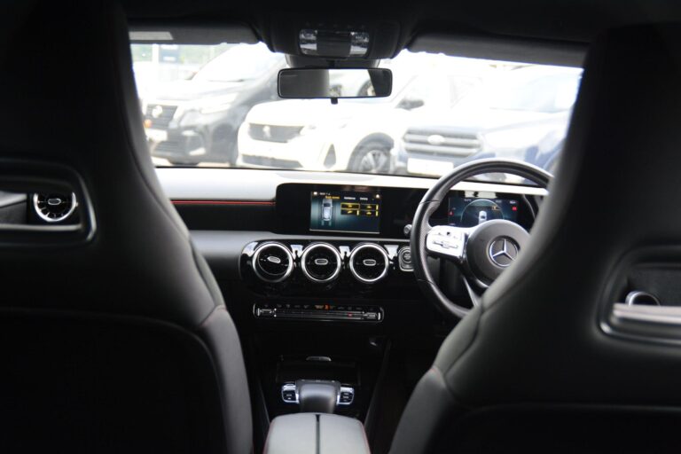 Mercedes-Benz A Class 1.3 A200 AMG Line 7G-DCT Euro 6 (s/s) 5dr