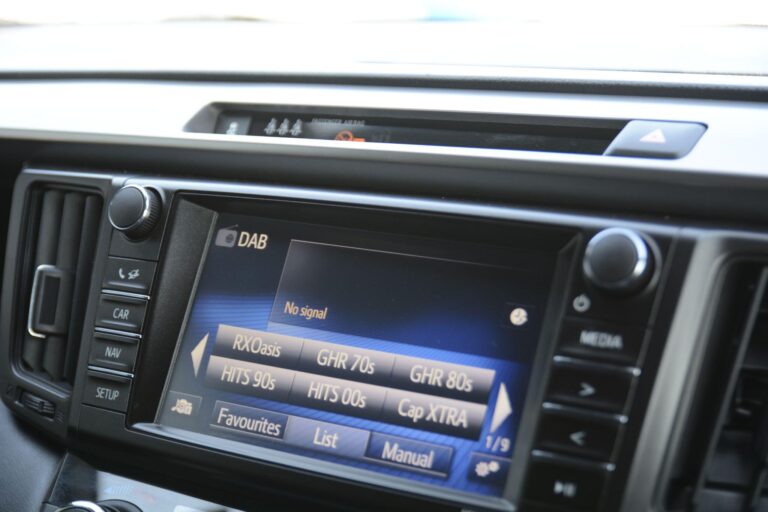 Toyota RAV4 2.0 V-Matic Icon CVT 4WD Euro 6 (s/s) 5dr (Safety Sense, SNav)