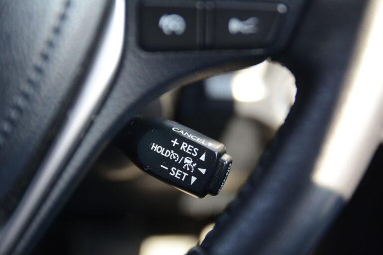 Toyota RAV4 2.0 V-Matic Icon CVT 4WD Euro 6 (s/s) 5dr (Safety Sense, SNav)