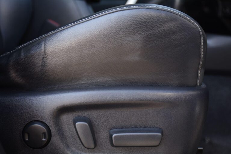 Toyota RAV4 2.0 V-Matic Icon CVT 4WD Euro 6 (s/s) 5dr (Safety Sense, SNav)