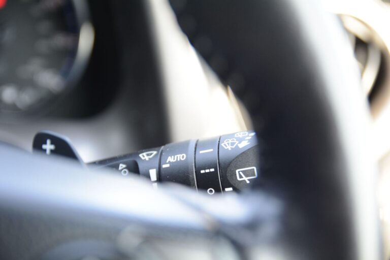 Toyota RAV4 2.0 V-Matic Icon CVT 4WD Euro 6 (s/s) 5dr (Safety Sense, SNav)