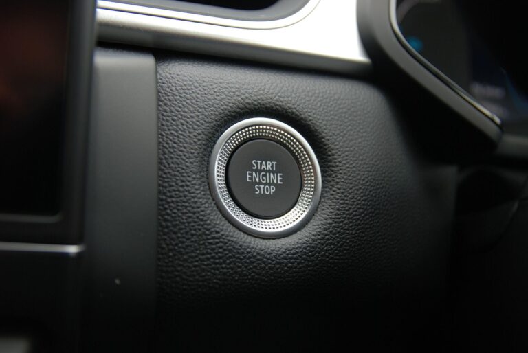 Renault Captur 1.6 E-TECH techno Auto Euro 6 (s/s) 5dr