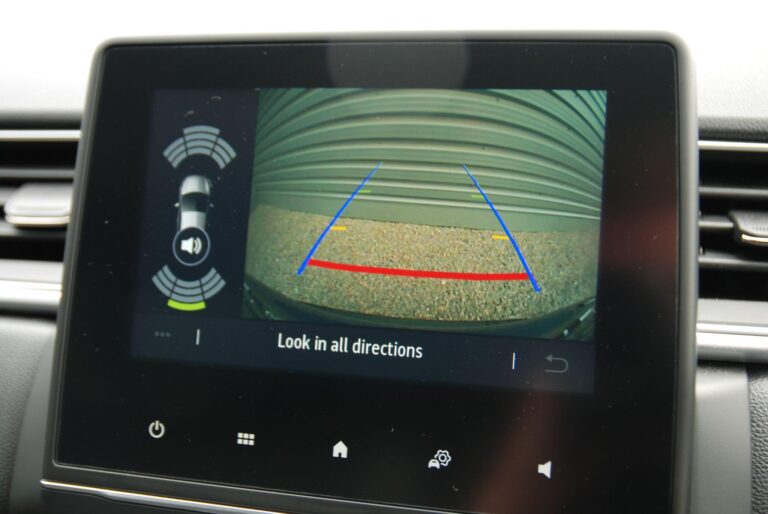 Renault Captur 1.6 E-TECH techno Auto Euro 6 (s/s) 5dr