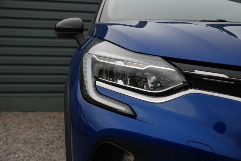 Renault Captur 1.6 E-TECH techno Auto Euro 6 (s/s) 5dr