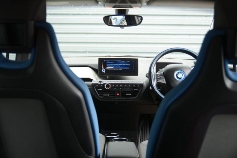 BMW i3 33kWh Auto Euro 6 (s/s) 5dr (Range Extender)