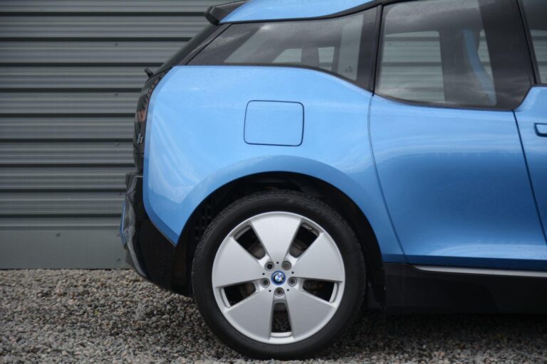 BMW i3 33kWh Auto Euro 6 (s/s) 5dr (Range Extender)