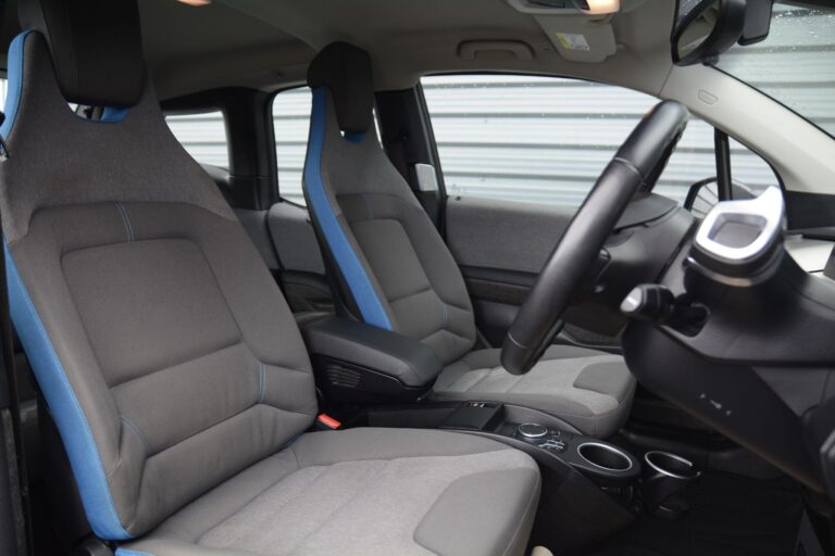 BMW i3 33kWh Auto Euro 6 (s/s) 5dr (Range Extender)