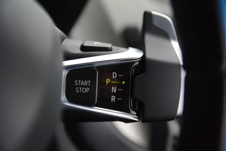 BMW i3 33kWh Auto Euro 6 (s/s) 5dr (Range Extender)