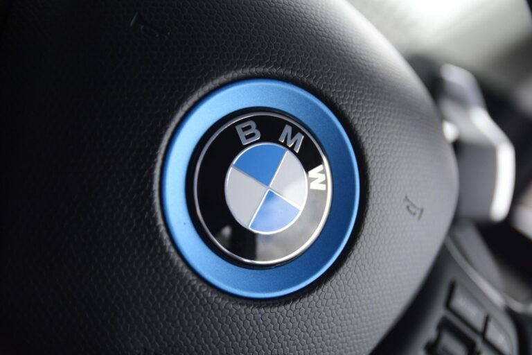 BMW i3 33kWh Auto Euro 6 (s/s) 5dr (Range Extender)
