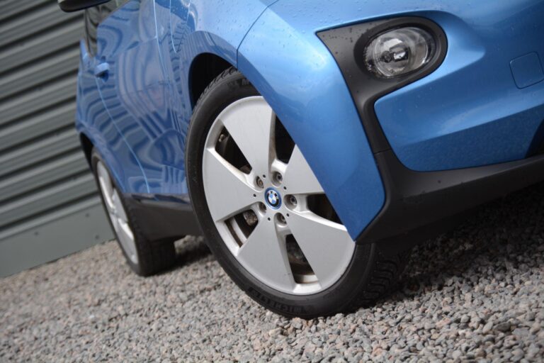 BMW i3 33kWh Auto Euro 6 (s/s) 5dr (Range Extender)