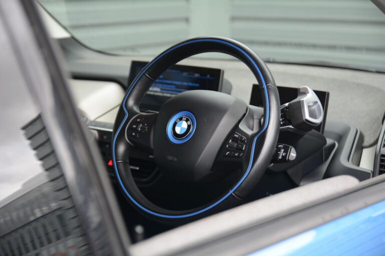 BMW i3 33kWh Auto Euro 6 (s/s) 5dr (Range Extender)