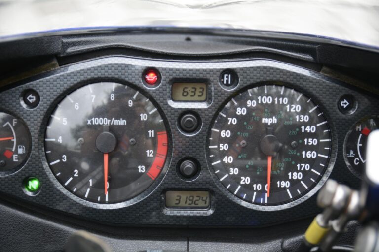 Suzuki GSX1300R Hayabusa 1300