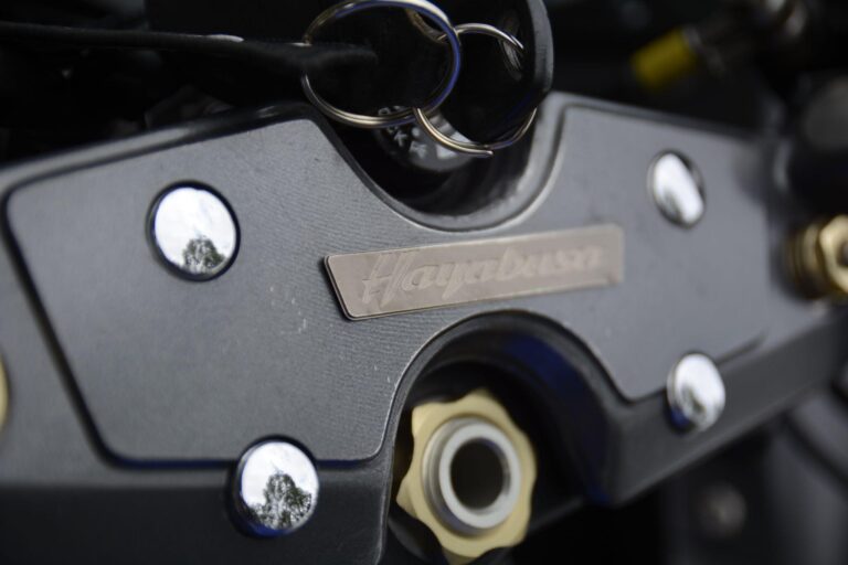 Suzuki GSX1300R Hayabusa 1300