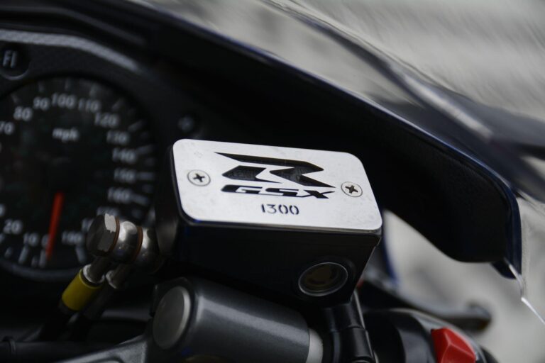 Suzuki GSX1300R Hayabusa 1300