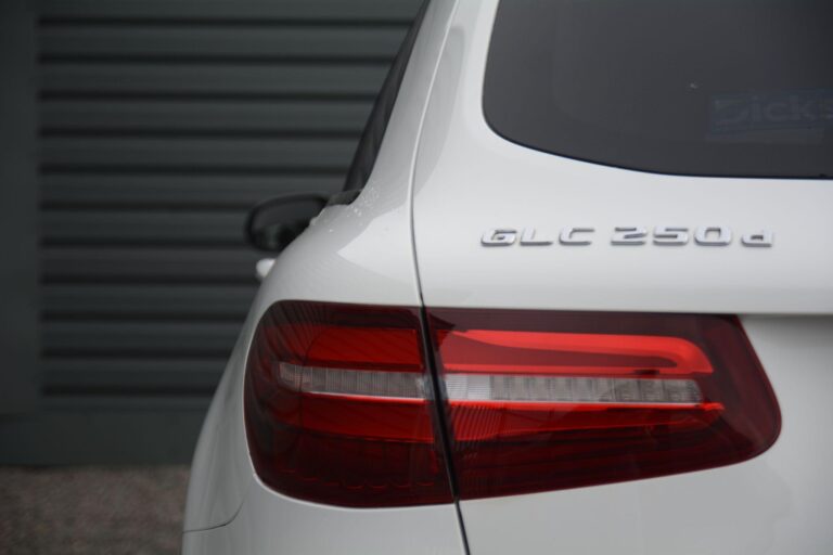 Mercedes-Benz GLC 2.1 GLC250d AMG Line G-Tronic 4MATIC Euro 6 (s/s) 5dr