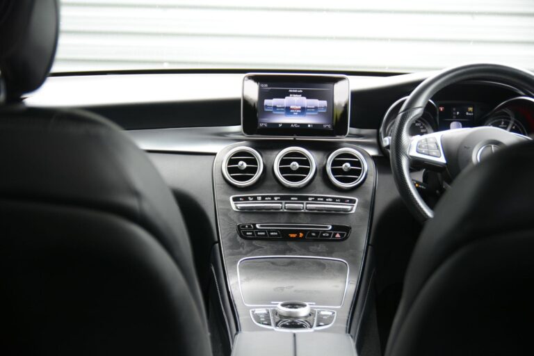 Mercedes-Benz GLC 2.1 GLC250d AMG Line G-Tronic 4MATIC Euro 6 (s/s) 5dr