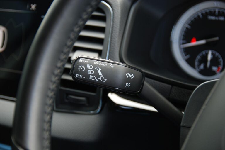 Skoda Karoq 1.5 TSI ACT SE L Euro 6 (s/s) 5dr