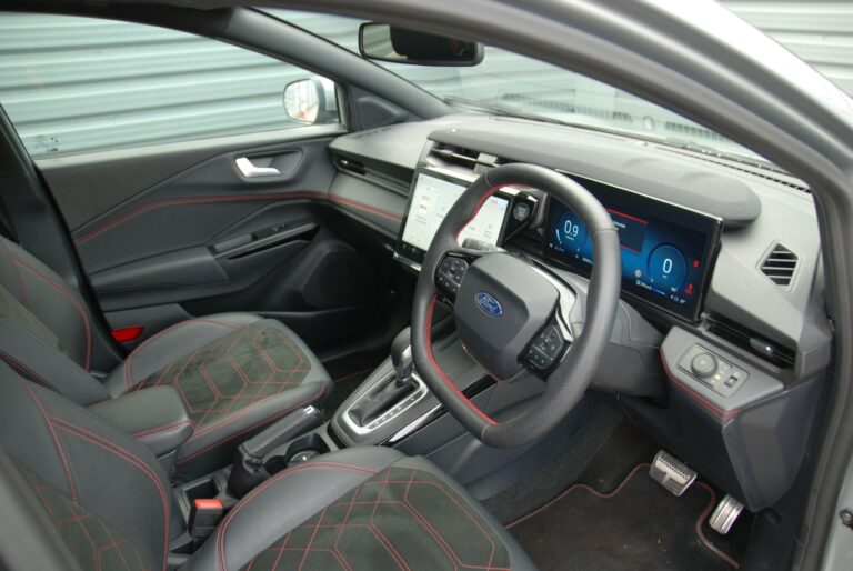 Ford Puma 1.0T EcoBoost MHEV ST-Line X DCT Euro 6 (s/s) 5dr