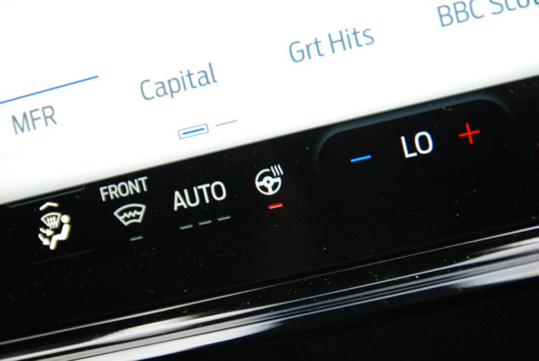 Ford Puma 1.0T EcoBoost MHEV ST-Line X DCT Euro 6 (s/s) 5dr