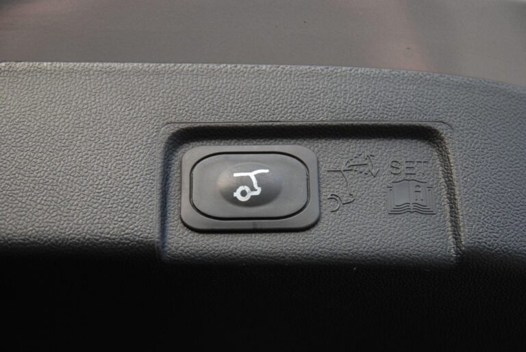 Ford Puma 1.0T EcoBoost MHEV ST-Line X DCT Euro 6 (s/s) 5dr