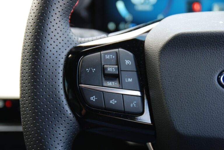 Ford Puma 1.0T EcoBoost MHEV ST-Line X DCT Euro 6 (s/s) 5dr