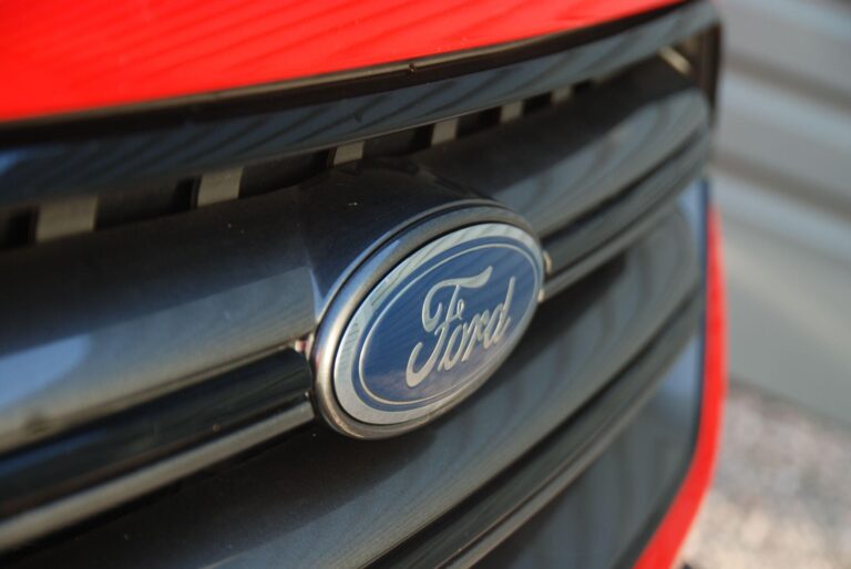 Ford Kuga 1.5T EcoBoost ST-Line Edition SUV 5dr Petrol Manual Euro 6 (s/s) (150 ps)