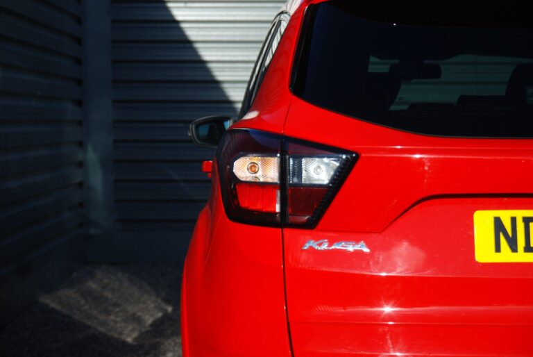 Ford Kuga 1.5T EcoBoost ST-Line Edition SUV 5dr Petrol Manual Euro 6 (s/s) (150 ps)