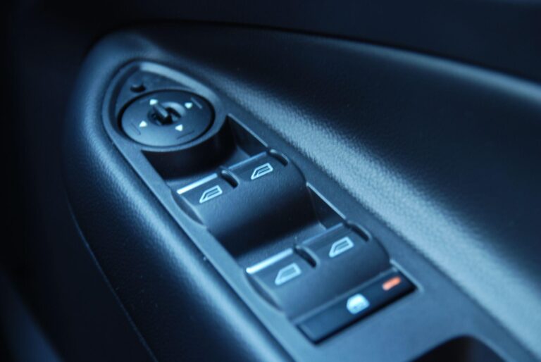 Ford Kuga 1.5T EcoBoost ST-Line Edition SUV 5dr Petrol Manual Euro 6 (s/s) (150 ps)