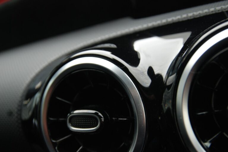 Mercedes-Benz A Class 1.3 A180 AMG Line Hatchback 5dr Petrol Manual Euro 6 (s/s) (136 ps)