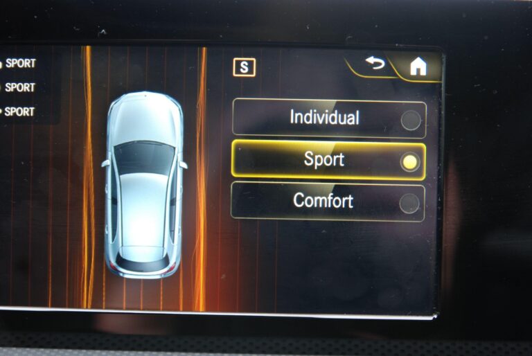 Mercedes-Benz A Class 1.3 A180 AMG Line Hatchback 5dr Petrol Manual Euro 6 (s/s) (136 ps)