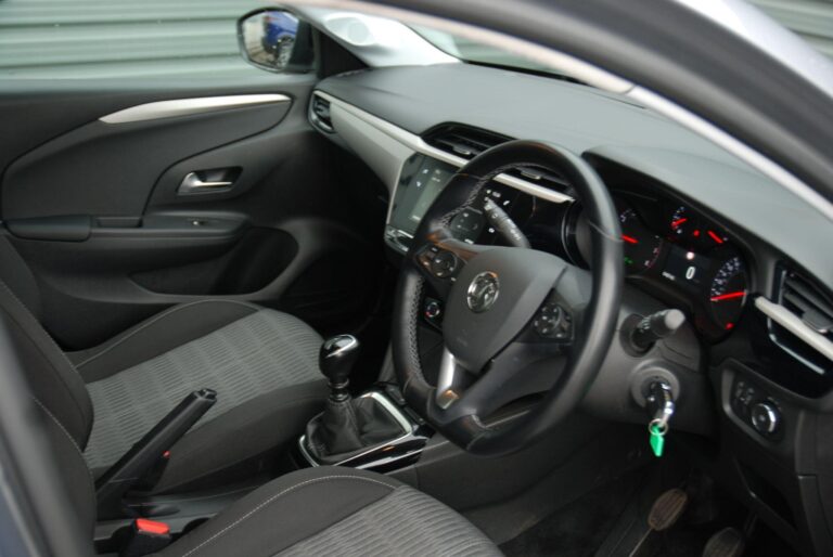 Vauxhall Corsa 1.2 Turbo SE Hatchback 5dr Petrol Manual Euro 6 (s/s) (100 ps)