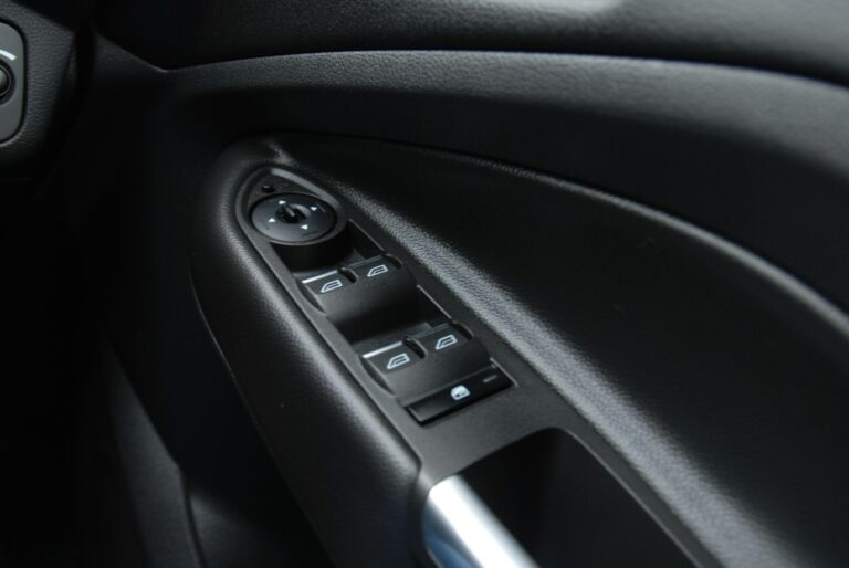 Ford Kuga 2.0 TDCi Titanium AWD Euro 6 (s/s) 5dr