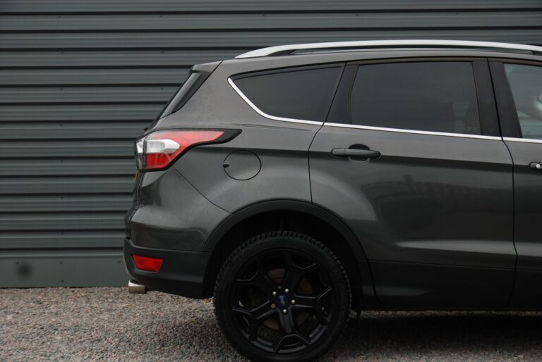 Ford Kuga 2.0 TDCi Titanium AWD Euro 6 (s/s) 5dr
