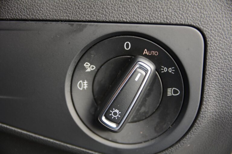 Volkswagen Tiguan 2.0 TDI R-Line DSG 4Motion Euro 6 (s/s) 5dr