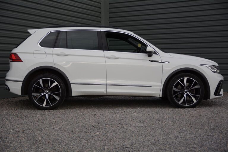 Volkswagen Tiguan 2.0 TDI R-Line DSG 4Motion Euro 6 (s/s) 5dr