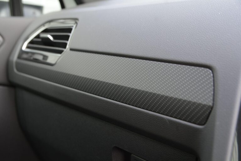 Volkswagen Tiguan 2.0 TDI R-Line DSG 4Motion Euro 6 (s/s) 5dr