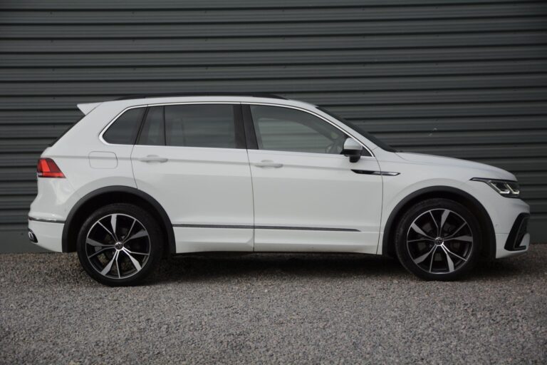 Volkswagen Tiguan 2.0 TDI R-Line DSG 4Motion Euro 6 (s/s) 5dr