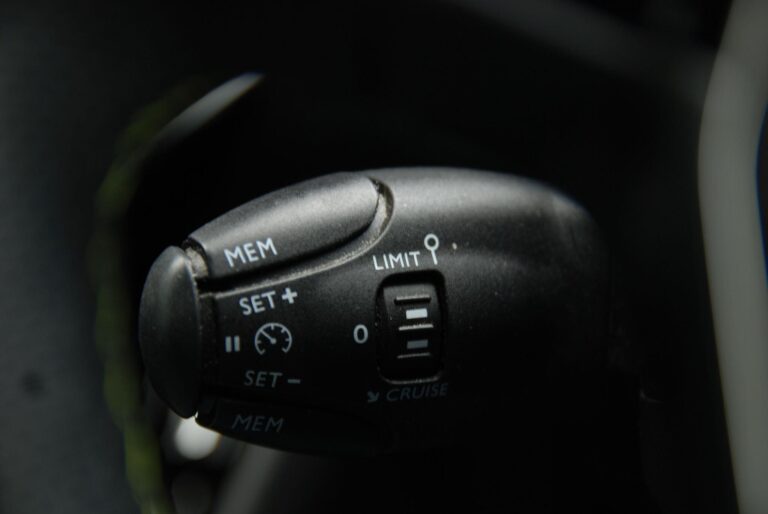 Peugeot 2008 1.2 PureTech GT Euro 6 (s/s) 5dr