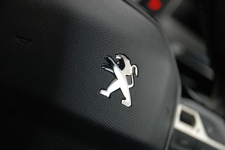 Peugeot 2008 1.2 PureTech GT Euro 6 (s/s) 5dr