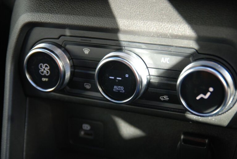 Dacia Sandero Stepway 1.0 TCe Prestige CVT Euro 6 (s/s) 5dr