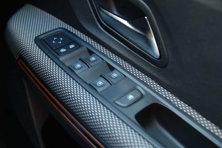 Dacia Sandero Stepway 1.0 TCe Prestige CVT Euro 6 (s/s) 5dr